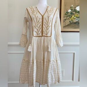 Chic Connection Cream Embroidered Boho Mini Dress Tassel Tie V-Neck Medium